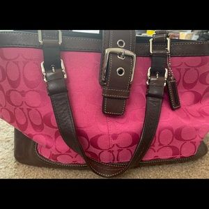Super cute vintage pink Coach purse